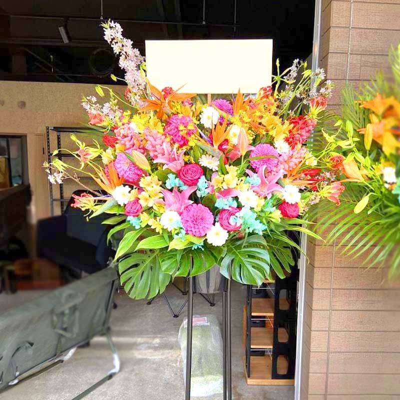 ピンクバラ入り】お祝いスタンド花1段 40000円 | スタンド花 | 【花助