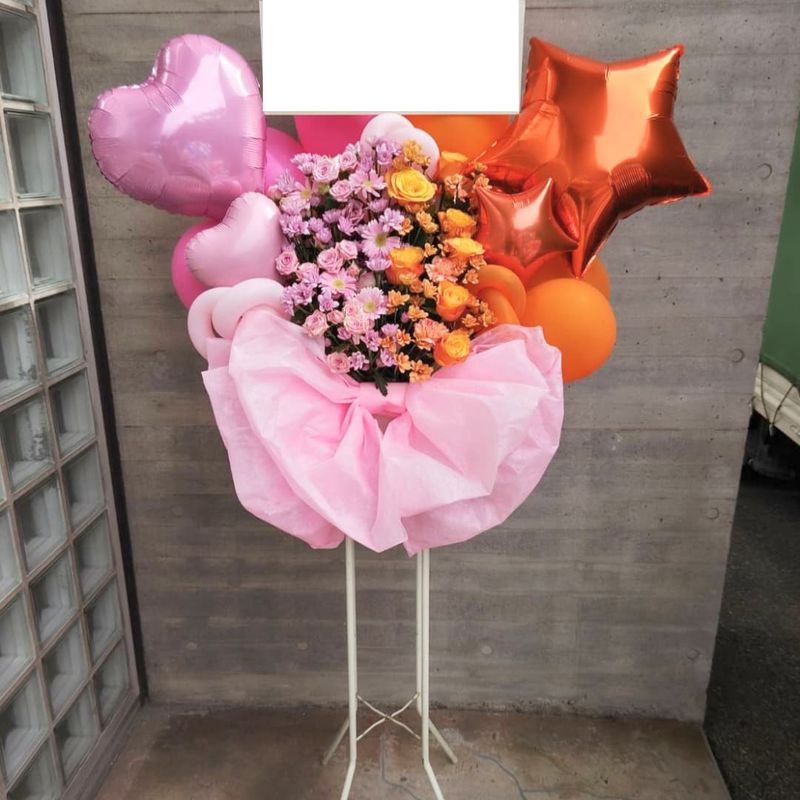 商品サムネイル: 【ショートリボン】【左・右】ハーフ＆ハーフ　バルーンスタンド花1段  25000円
