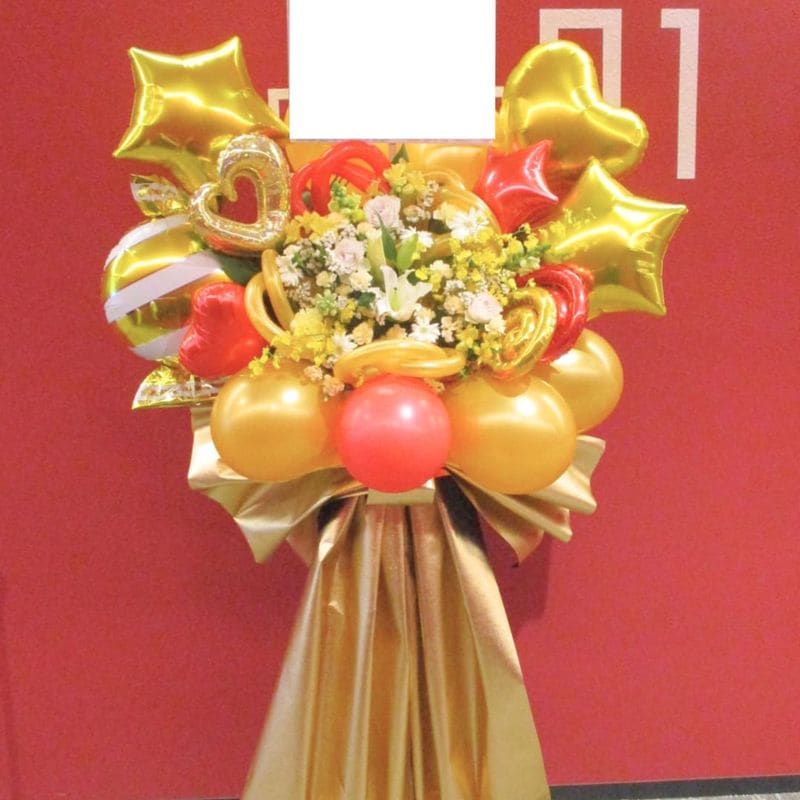 商品サムネイル: 【セレクトカラーシリーズ】【祝福を彩るゴールドデザイン】バルーンスタンド花1段　40,000円