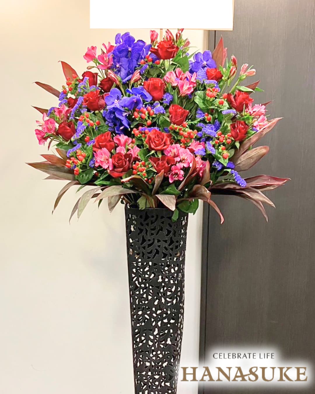 赤バラ 福岡花屋 アイアンスタンド 花 赤バラ入り お祝いスタンド花1段