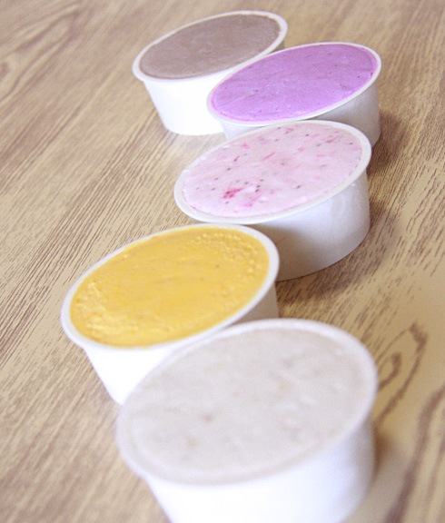 『あっためて♪ジェラート』は全部で「バナナ」「かぼちゃ」「いちご」「紫いも」「キャロブ」の5種類の味をご用意しています！