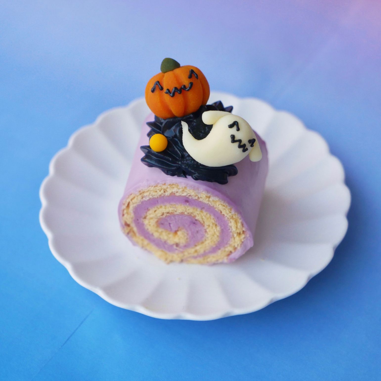 ハッピー ハロウィン　ハロウィンロール ♪ 犬用ケーキ 猫用ケーキ グルテンフリー オーガニック 犬 猫用 乳糖フリー 米粉 小型犬 ギフト  生乳100％ヨーグルト 愛犬 健康 腸内環境を整える乳酸菌 誕生日 ギフト プレゼント おやつ 生乳100％ヨーグルト 小型犬 猫 ギフト お祝い プレゼント ハロウィン