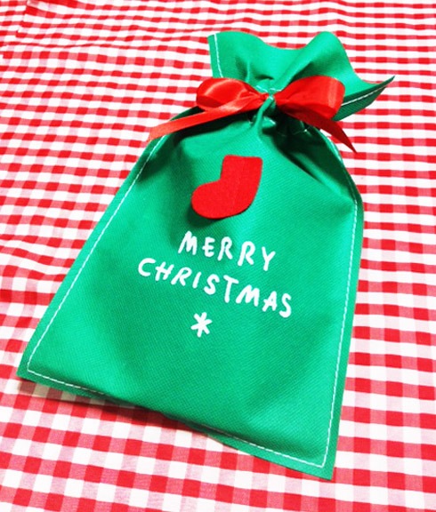 「 Xmas クリスマスギフト☆お魚大好き! 」|犬用 クリスマス ごちそうギフトセット|酵素ドライ製法 43℃以下低温熟成【鱈ジャーキー】【鮪ジャーキー】&フ・フ・フのふ~・小袋【麩ィッシュ】 無添加ヘルシー 犬用おやつ|愛犬と楽しむ特別な日の贅沢プレゼント」