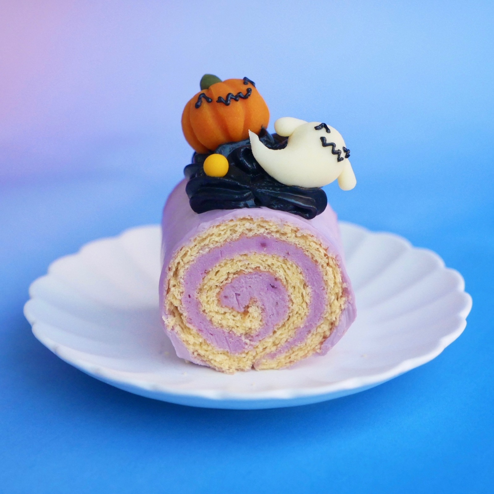 ハッピー ハロウィン　ハロウィンロール ♪ 犬用ケーキ 猫用ケーキ グルテンフリー オーガニック 犬 猫用 乳糖フリー 米粉 小型犬 ギフト  生乳100％ヨーグルト 愛犬 健康 腸内環境を整える乳酸菌 誕生日 ギフト プレゼント おやつ 生乳100％ヨーグルト 小型犬 猫 ギフト お祝い プレゼント ハロウィン
