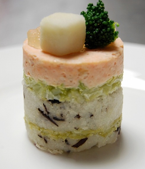 犬 猫 ケーキ ごはん 魚 野菜 「 サーモンとじゃが芋のテリーヌ 」 犬用ケーキ ドッグフード 猫用ケーキ 犬用ごはん 猫用ごはん 手作りごはん サーモン アスタキサンチン 高タンパク 消化吸収 ビタミン