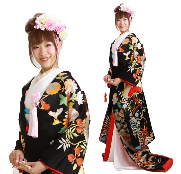 花嫁衣裳、打掛、黒銀レース薔薇 花嫁衣裳、打掛、黒銀レース薔薇 - メルカリ