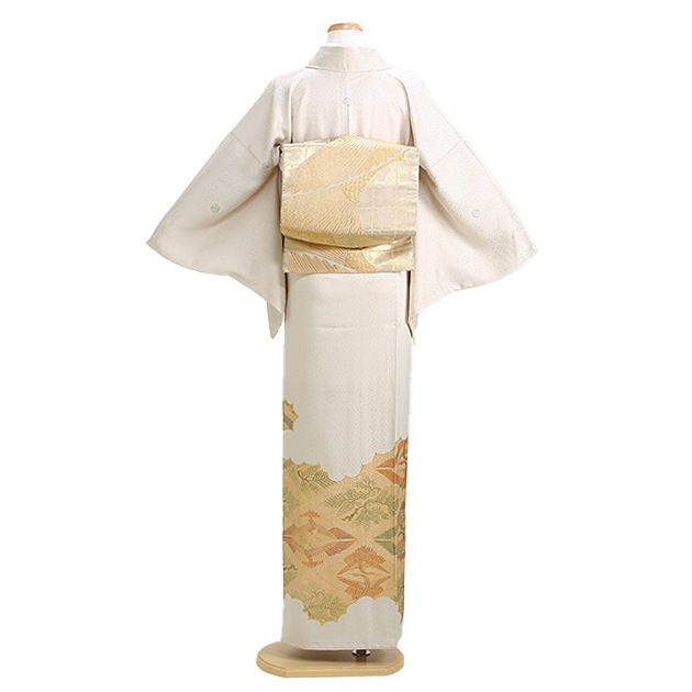 新品　ほんのり和桜色の品格溢れる色留袖 　　　7点セット 10月下旬～11月中旬・12月上旬～下旬 貸出不可】黒留袖一式レンタル