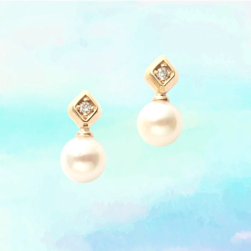 【OneWish】 K10 YG イエローゴールド あこや真珠 パール 0.012ct ダイヤモンド ピアス 1136504171