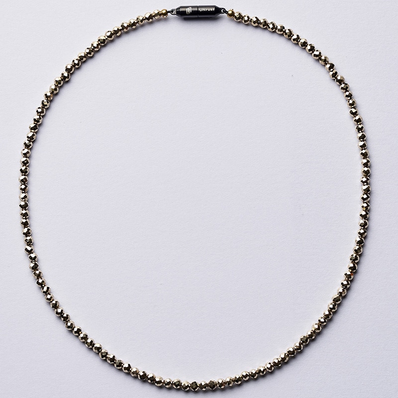 【Unrust】 Luminous 磁気ネックレス Gold 47cm M 1183400026