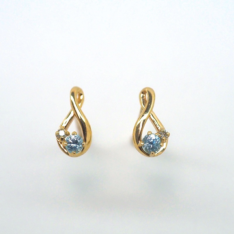 【Royal Gold】 K10 YG イエローゴールド ピアス ブルージルコン ダイヤモンド 0.01ct 1151000434