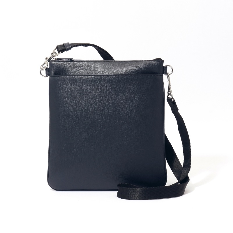 【H&D Leather】 サコッシュ M HDB-L4S ダークネイビー 5464200231