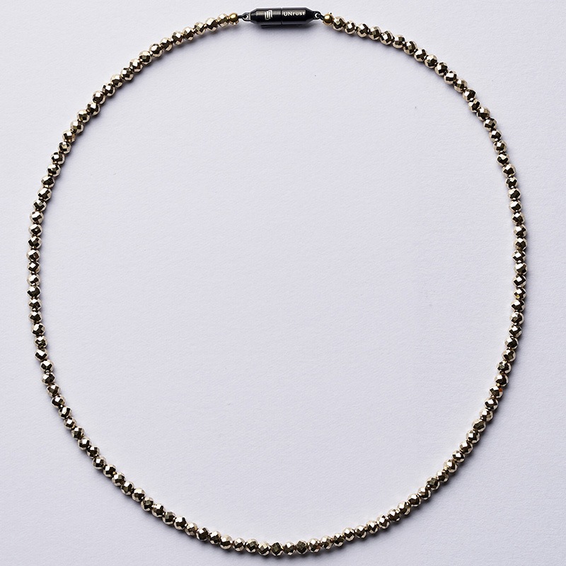 【Unrust】 Luminous 磁気ネックレス Gold 47cm M 1183400026