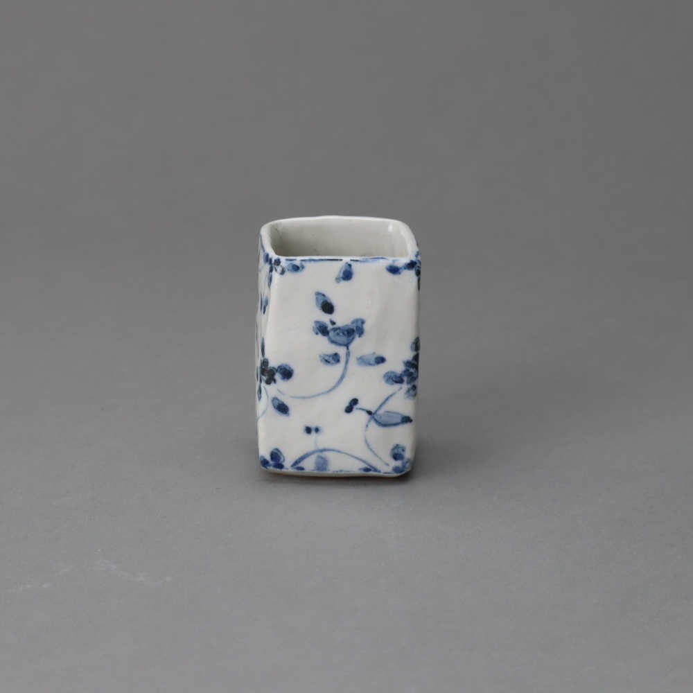 銹絵 染付 筒盃 巾筒 杓立 線香立 古道具 京焼 清水焼 古道具 銹絵染付酒盃（銹絵 染付 筒盃 巾筒 杓立 線香立 古道具 京焼