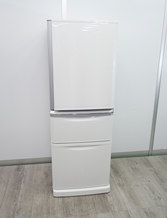 三菱 ノンフロン冷凍冷蔵庫 335L MR-C34E-W 2020年製 三菱製3ドア/2020年式/335L/ノンフロン冷蔵冷凍庫/MR-C34E-W | 中古