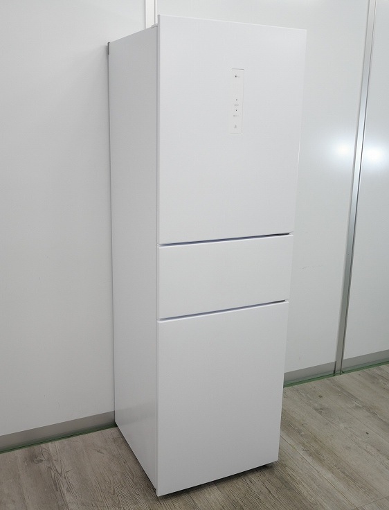 �˥ȥ���/3�ɥ�/2025ǯ��/271L/��¢�����/BR2G01 WH