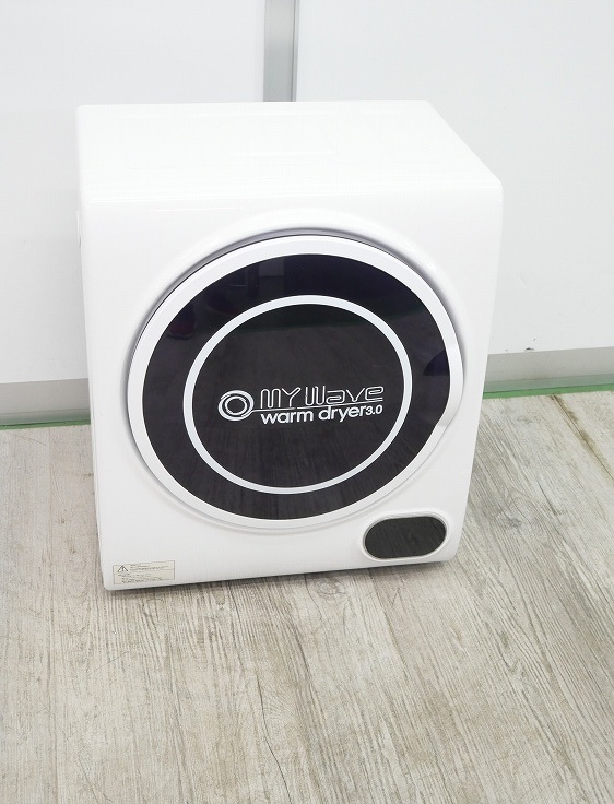 【美品】WARM DRYER3.0 ケーズウェーブ 衣類乾燥機 2022年製 ケーズウェーブ製/衣類乾燥機/2023年式/乾燥容量 3.0kg/WARM