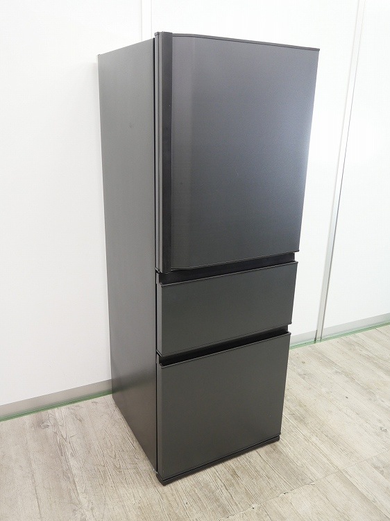�����3�ɥ�/2023ǯ��/326L/�Υ�ե���������¢��/GR-V33SSC (KZ)