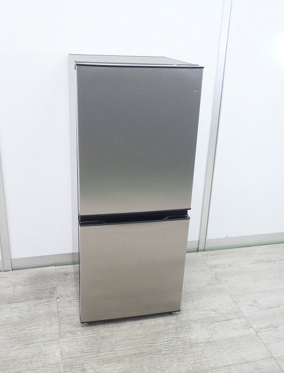 たま　アクア　最新モデル　冷蔵庫　135L 135L 2ドア冷蔵庫（シルバー）【右開き】 | アクア | AQR-J14P-S