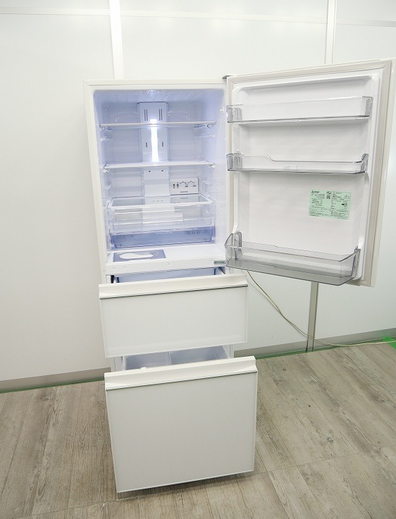 ��ɩ��3�ɥ�/2022ǯ��/330L/�Υ�ե���������¢��/MR-CG33H-W