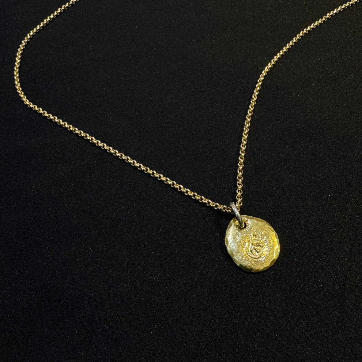 ゴローズ 金メタルチャーム付き シルバーリング ゴローズ 金メタルチャーム付き シルバーリング goro's (ゴローズ) 金