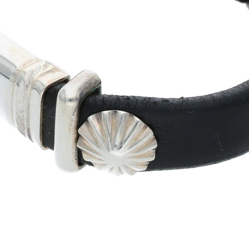 ゴローズ　黒 レザー バングル 金メタル ゴローズ 黒 レザー バングル 金メタル goro's ゴローズ 金メタル付き