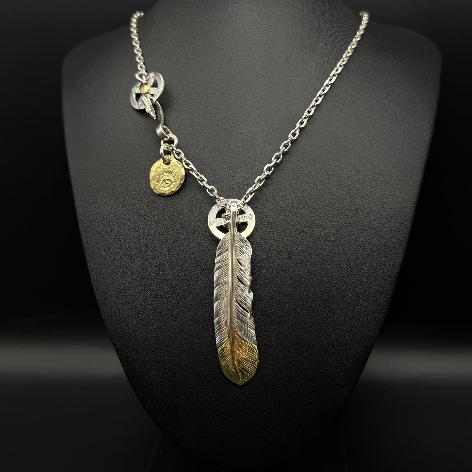 先金フェザー　左向き　金焼け！雰囲気抜群（左右セット可） 先金フェザー 左向き 金焼け！雰囲気抜群（左右セット可）