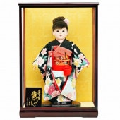 市松人形 齊藤公司作 13号 京都西陣裂 黒地 花柄 ケース入り 横幅42cm