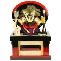 五月人形 工房天祥 兜 5号 収納飾り黒絲大鍬形兜 赤絲真田幸村公之兜 横幅31cm