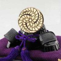 五月人形 高岡銅器 戦国武将兜 黒田官兵衛 布団付 平飾り 横幅14cm ging-001-gbl