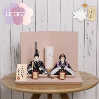 雛人形 木目込み ウララ 親王飾り 二曲ピンク屏風 ティピシリーズ 横幅30cm