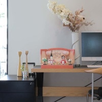 雛人形 マール 木目込み 親王飾り ピンク 刺繍三曲屏風 ティピシリーズ 横幅35cm