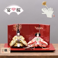 雛人形 宴桜 芥子親王 赤色高岡塗り加賀蒔絵屏風 横幅50cm