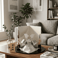 五月人形 7号兜 選べる3種 ゴールド シルバー ブロンズ お盆飾り 弓太刀付き 横幅40cm