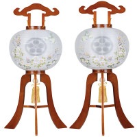 盆提灯 対柄 家紋行灯 ケヤキ 対柄 亀印 40W 絹 紋二重 書き絵 花あしらい 天然木 ●7営業日で発送／家紋・名入の場合+10日間 1/15より順次発送