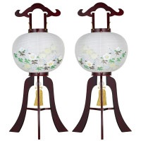 盆提灯 置き提灯 対柄行灯 華桜 対柄 10号40W 絹二重絵 書き絵 芙蓉に菊 天然木 ●7営業日で発送／家紋・名入の場合+10日間 1/15より順次発送