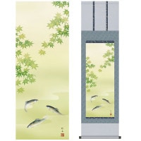 掛け軸 床の間 モダン 和風 尺三 花鳥掛軸 夏掛 楓に鮎 長江 桂舟 三美会 約44.5 164cm 洛彩緞子本表装 10年間保証   収納箱 防虫香 風鎮 付き 1/15以降順次発送