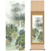 掛け軸 床の間 モダン 和風 尺三 山水画掛軸 彩色山水 秀麗名瀧 伊藤 渓山 三美会 約44.5 164cm 洛彩緞子本表装 10年間保証   収納箱 防虫香 風鎮 付き 1/15以降順次発送