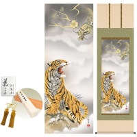 掛け軸 床の間 モダン 和風 尺五 龍虎 北条裕華 洛彩緞子本表装 約54.5 190cm 新絹本 10年間保証   収納箱 防虫香 風鎮 付き 1/15以降順次発送