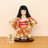 市松人形 齊藤公司作 8号 愛ちゃん 金彩友禅 8b-05a-j 横幅27cm