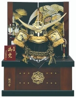 2024年 宝童新作 コンパクト 五月人形 兜飾り 着用兜 収納飾り 金北斗上杉着用兜 25号