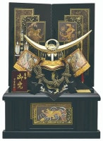 2024年 宝童新作 コンパクト 五月人形 兜飾り 着用兜 収納飾り 金立体上杉着用兜 25号