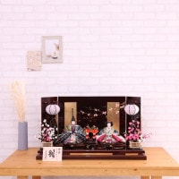 雛人形 ひな人形 親王飾り 三五親王 新古今雛 高級雛人形 工房天祥オリジナル 京都西陣織正絹帯 枝桜蒔絵溜塗り三曲屏風  桃の節句 ひな祭り