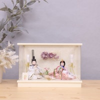 雛人形 コンパクト 白 ケース入り 横幅39cm ひな人形 ケース飾り 親王飾り かわいい おしゃれ 北欧風 小さい ひな祭り 桃の節句