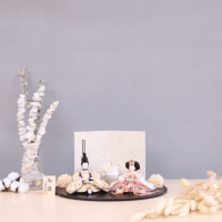 雛人形 コンパクト ひな人形 親王飾り 柳親王 ピンク 黄色 パステルカラー かわいい おしゃれ  北欧風 ひな人形 小さい 横幅40cm パステルカラー お祝い 初節句 ひな祭り 桃の節句 ティピシリーズ