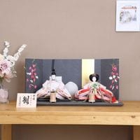 雛人形 ひな人形 親王飾り 三五親王 愛ぐし 正絹 丹後ちりめん ピンク グレー 流糸黒屏風 横幅60cm かわいい おしゃれ モダン インテリア 高級雛人形 初節句 お祝い 桃の節句 ひな祭り
