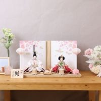 雛人形 ひな人形 親王飾り 小三五親王 金彩 刺繍雛 高級雛人形 手漉き美濃和紙屏風 木目調 木製 横幅60cm おしゃれ モダン インテリア 白 ピンク 工房天祥オリジナル 宮びやかシリーズ 初節句 お祝い ひな祭り