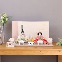 雛人形 ひな人形 宴桜 コンパクト 芥子親王飾り かわいい おしゃれ モダン インテリア ピンク 白 金銀箔押し二曲屏風 横幅50cm 初節句 女の子 お祝い 桃の節句 ひな祭り