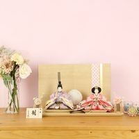 雛人形 ひな人形 宴桜 コンパクト 芥子親王飾り かわいい おしゃれ モダン インテリア 木目調二曲屏風 横幅50cm 初節句 女の子 お祝い 桃の節句 ひな祭り