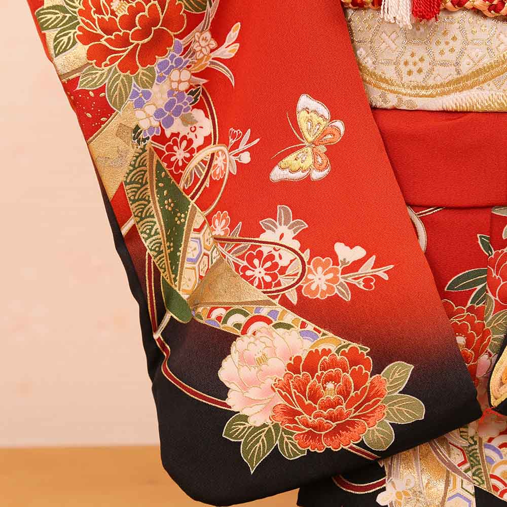 市松人形　段カット　13号　ケース付き　正絹刺繍　玉雅作 市松人形 齊藤公司作 13号 愛ちゃん 正絹金彩友禅 刺繍 13i-08b-ais