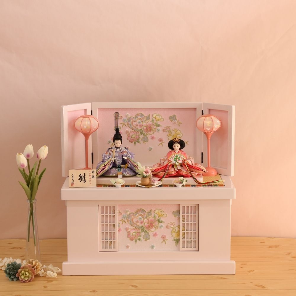 豪華！五人飾り収納飾り　三段飾り　雛人形ピンク初節句人形お孫さん出産祝いひな祭り 豪華五人飾り収納飾り 三段飾り 雛人形ピンク初節句人形お孫さん